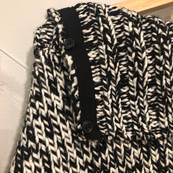 Marciano | Chunky Knit Turtle Neck Sweater S - Picture 7 of 8